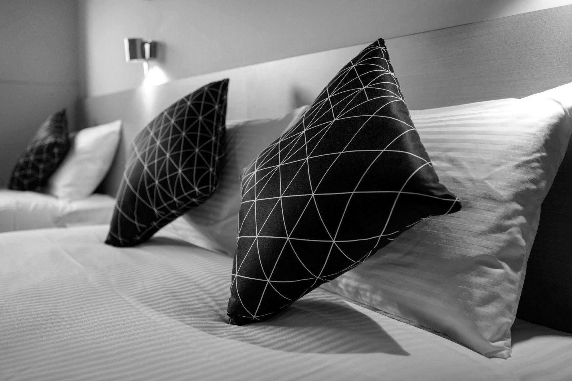Hotel Nightcap At 3*